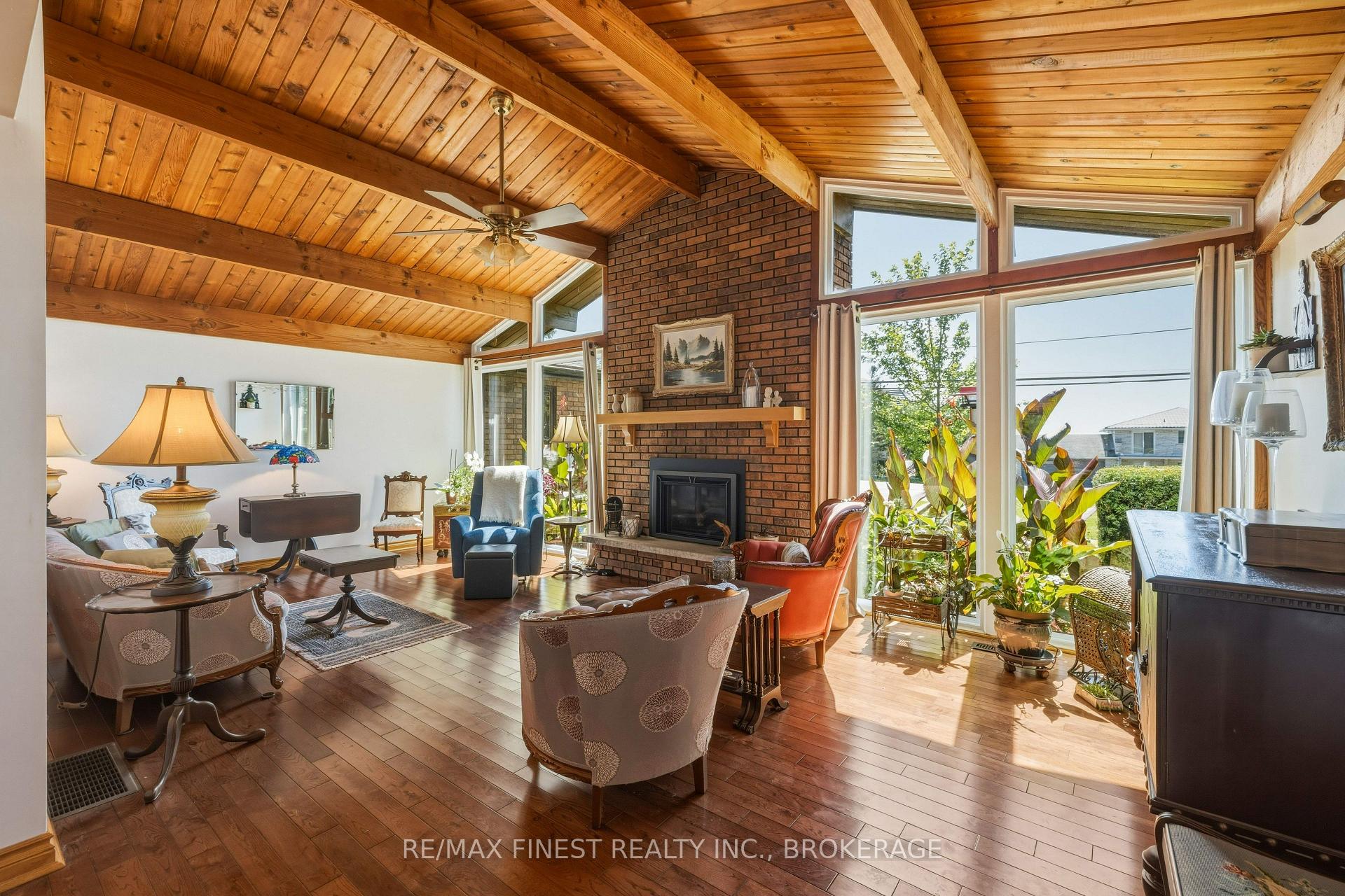 Photo 8 of 4443 Bath Road, Loyalist, Amherstview — HOMEH