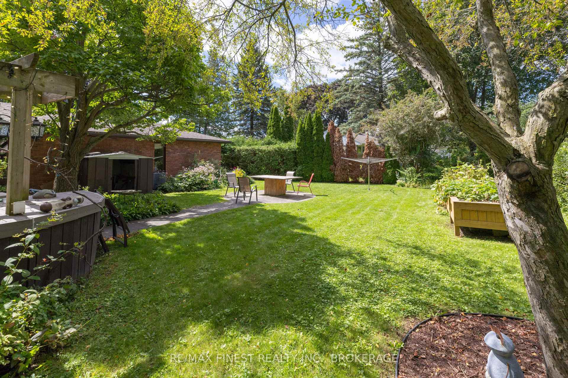 Photo 38 of 4443 Bath Road, Loyalist, Amherstview — HOMEH