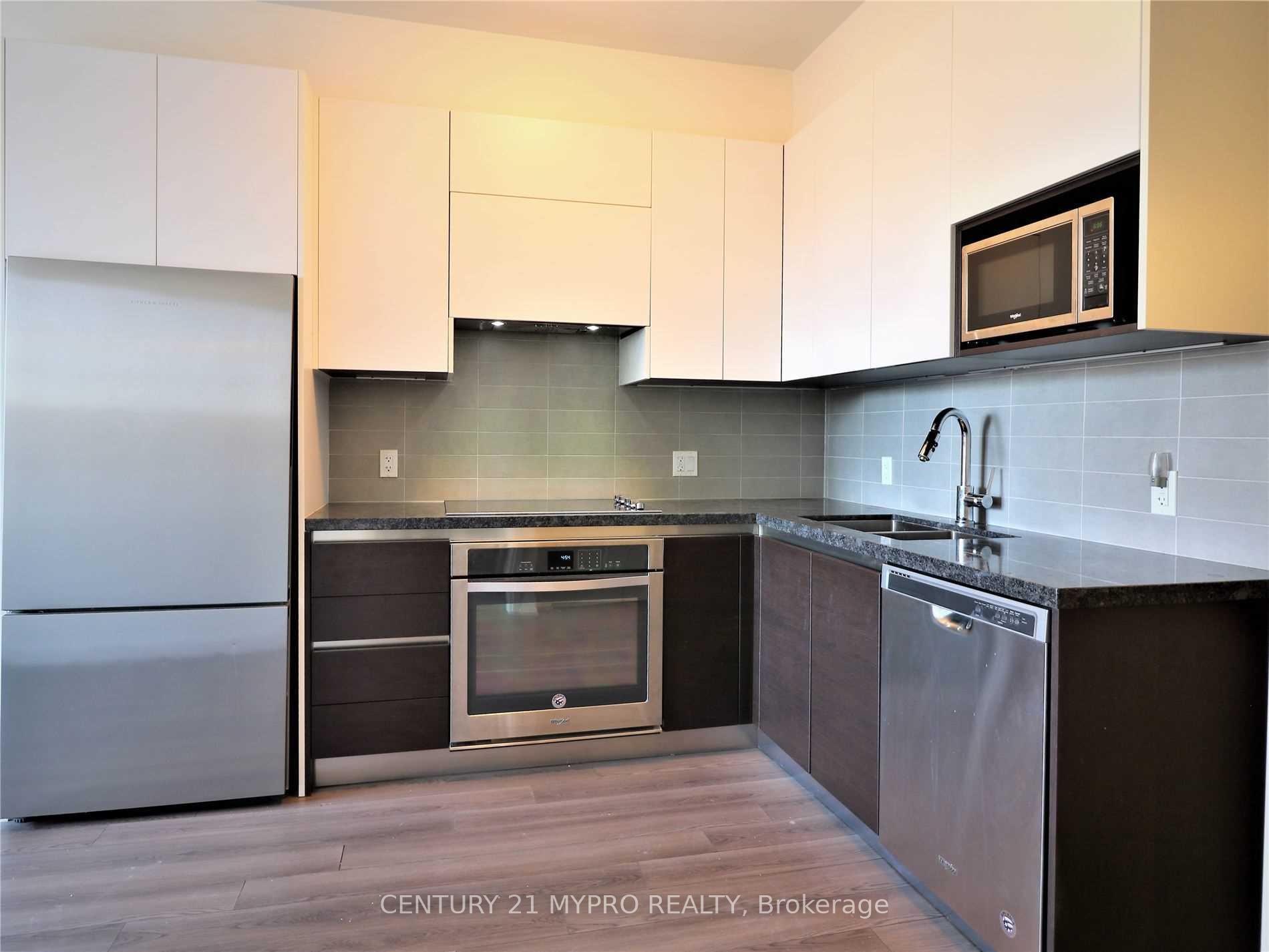 Photo 6 of Unit 303, 15 Water Walk Drive, Markham, Unionville — HOMEH