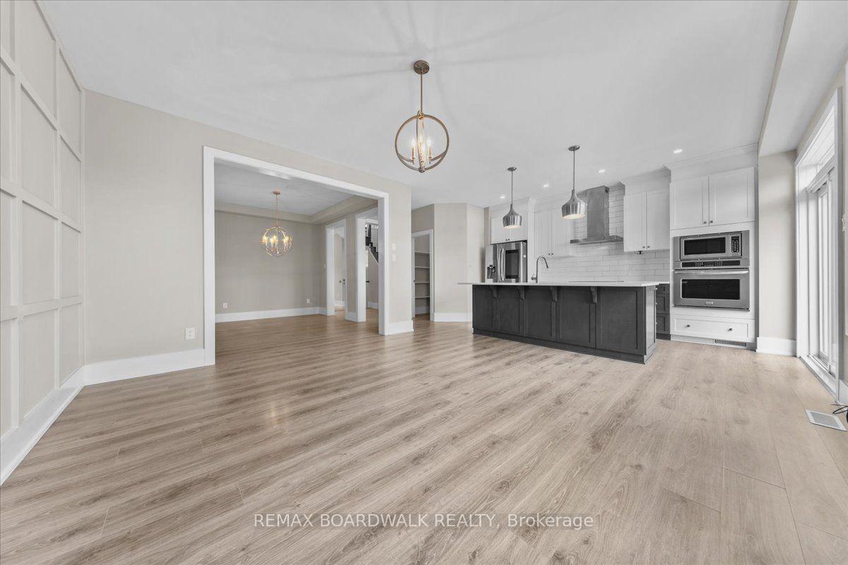 Photo 16 of 343 Sweetclover Way, Ottawa, Avalon West — HOMEH