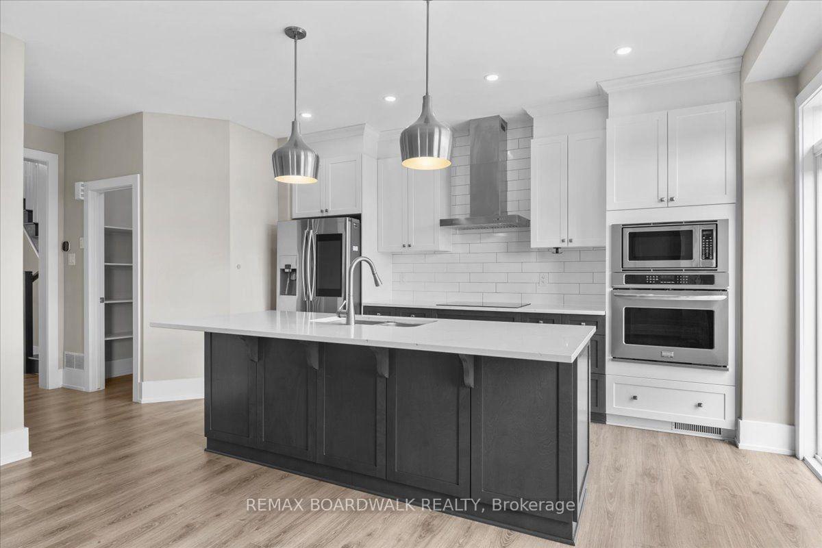 Photo 18 of 343 Sweetclover Way, Ottawa, Avalon West — HOMEH
