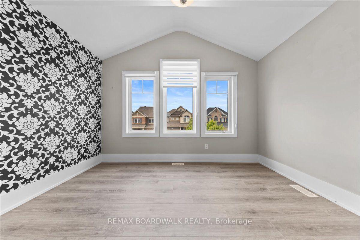 Photo 28 of 343 Sweetclover Way, Ottawa, Avalon West — HOMEH