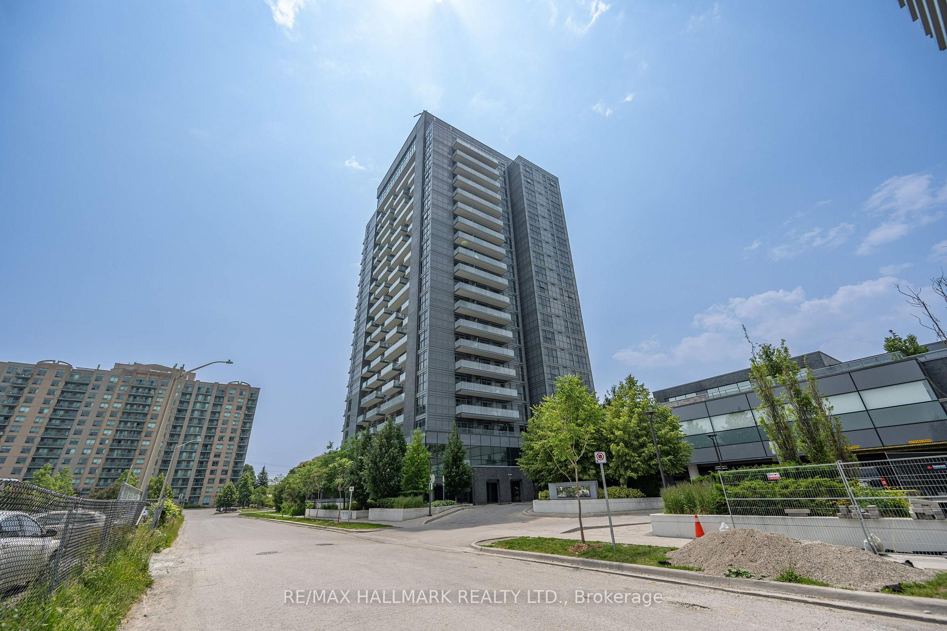 Photo 2 of Unit 406, 55 Oneida Crescent, Richmond Hill, Langstaff — HOMEH