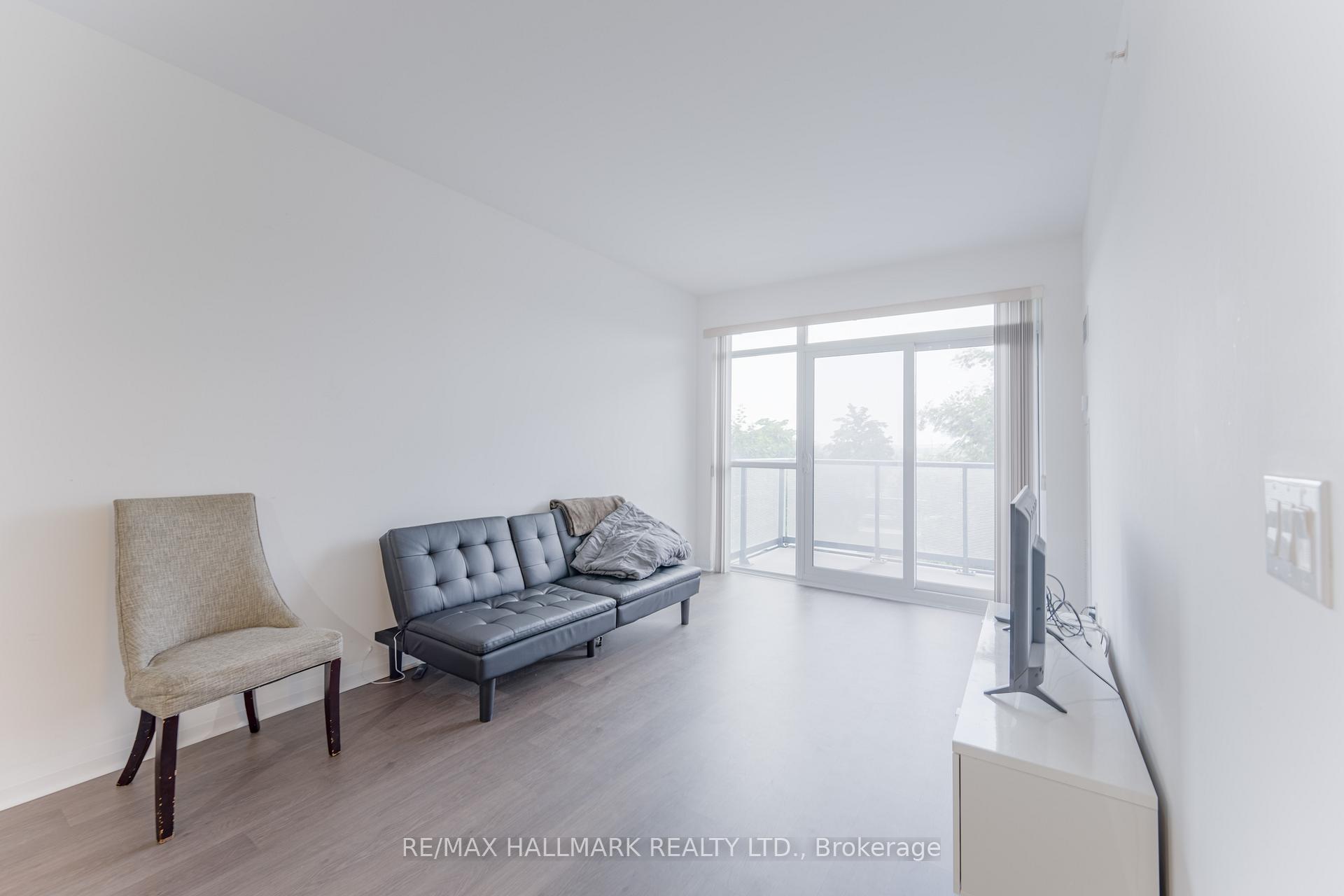 Photo 11 of Unit 406, 55 Oneida Crescent, Richmond Hill, Langstaff — HOMEH