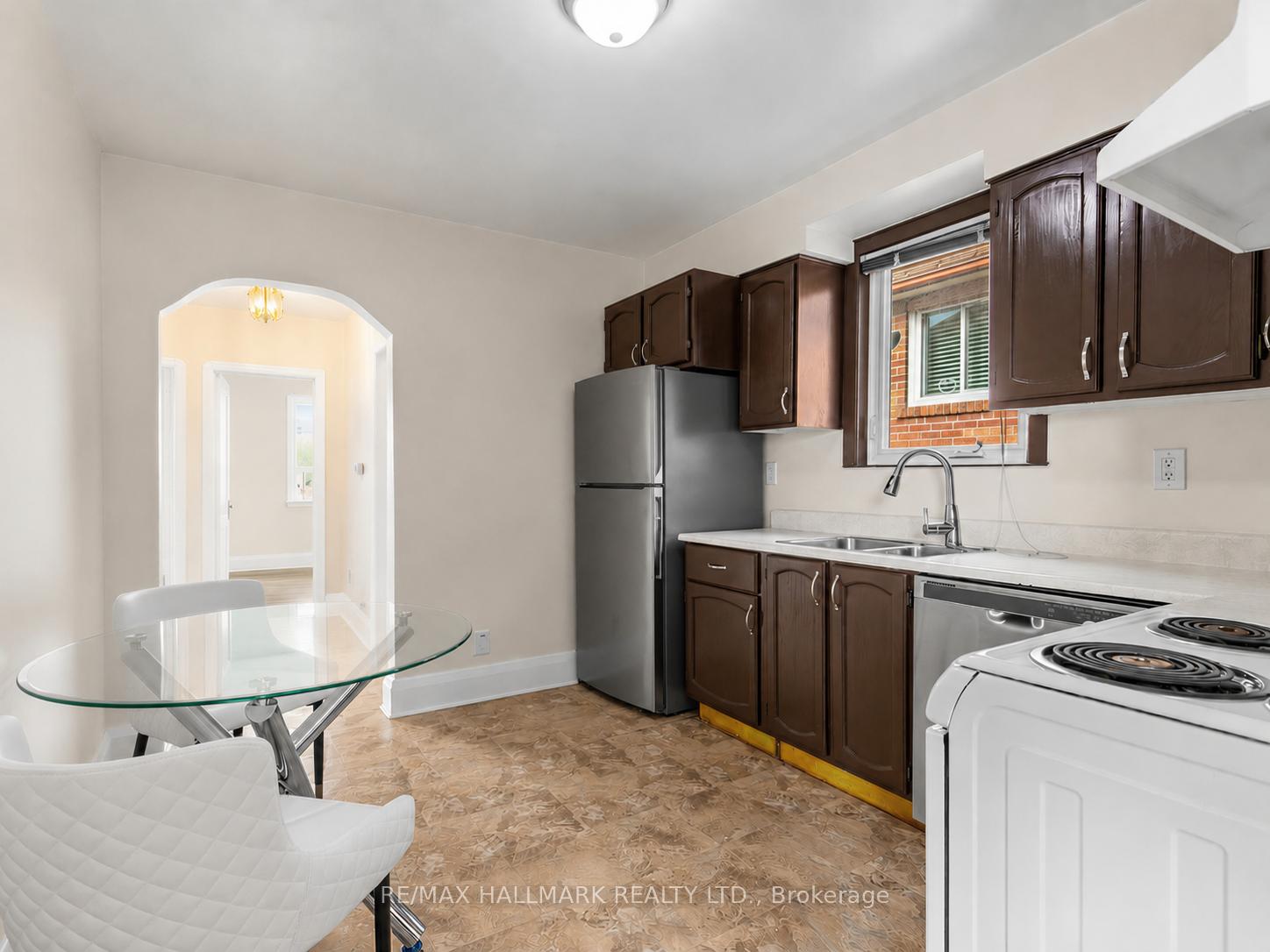 Photo 12 of 38 Ypres Road, Toronto, Keelesdale-Eglinton West — HOMEH
