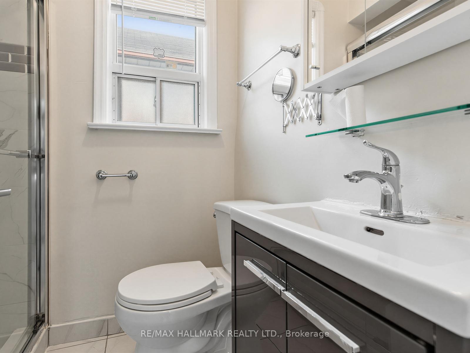 Photo 19 of 38 Ypres Road, Toronto, Keelesdale-Eglinton West — HOMEH