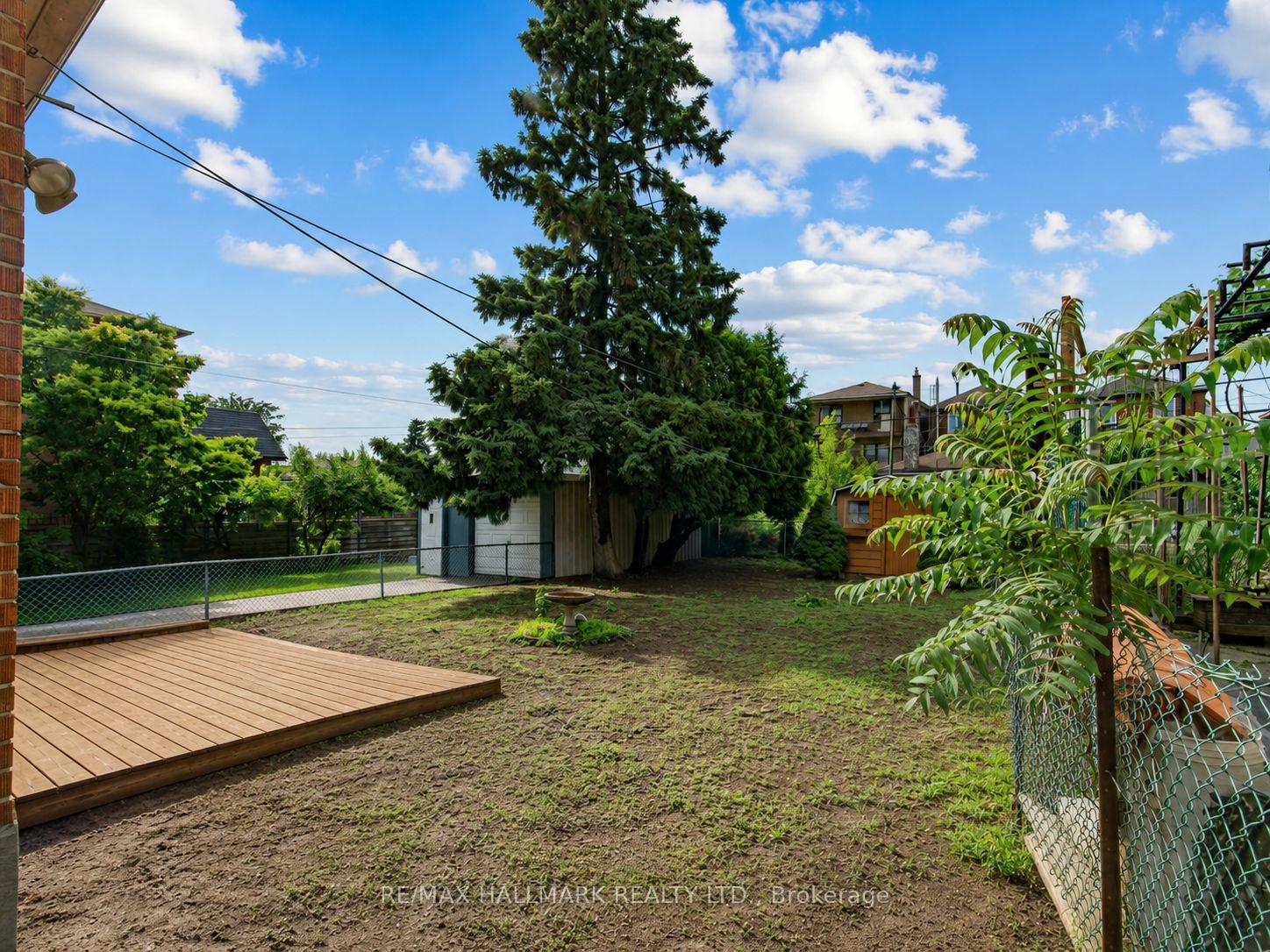 Photo 26 of 38 Ypres Road, Toronto, Keelesdale-Eglinton West — HOMEH