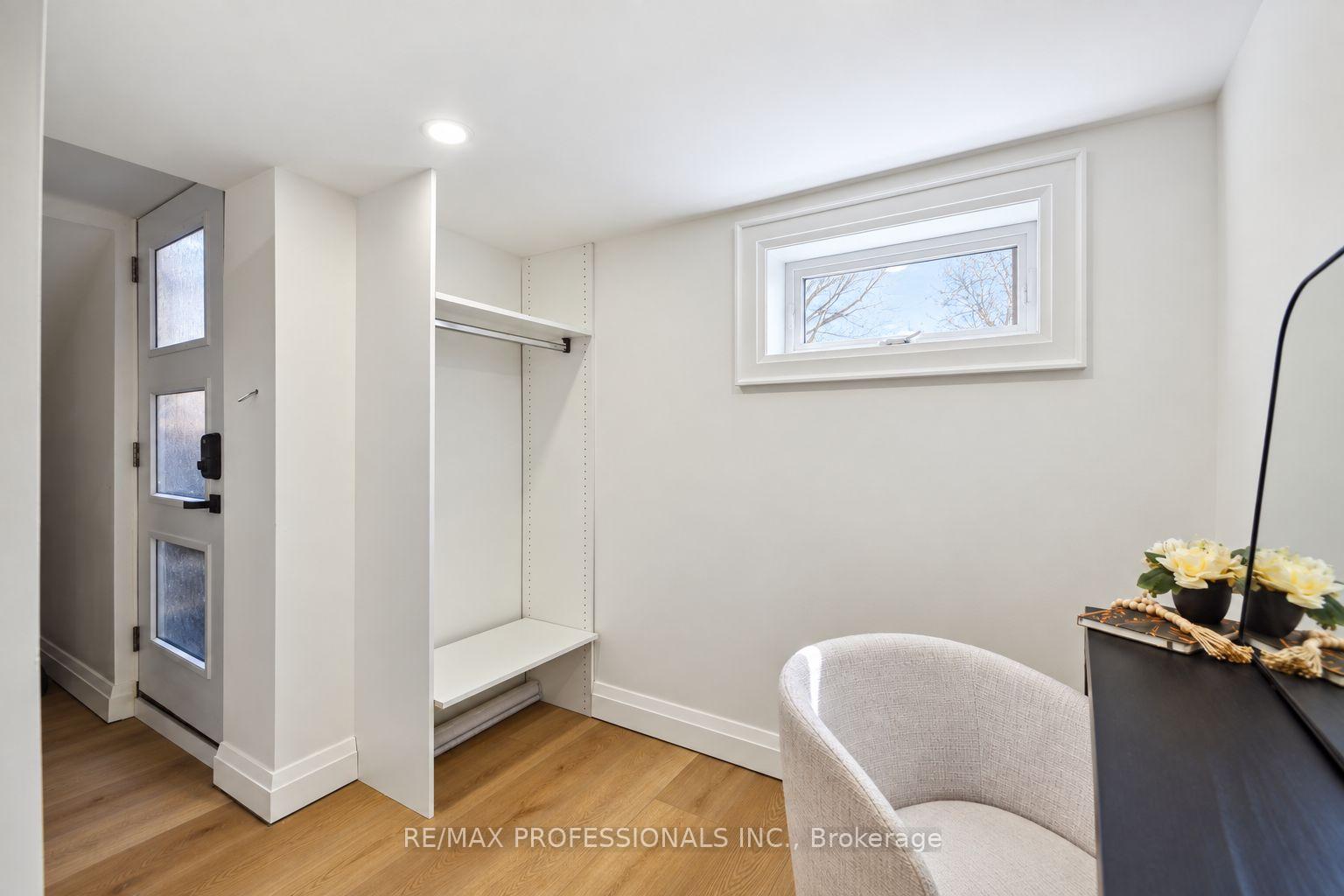 Photo 5 of Unit Lower, 134 Argyle Street, Toronto, Trinity-Bellwoods — HOMEH