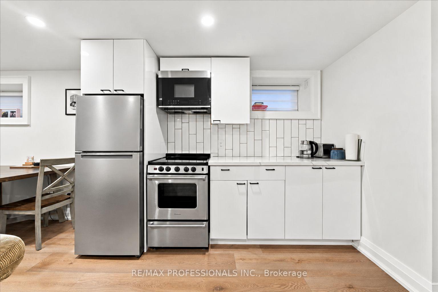 Photo 9 of Unit Lower, 134 Argyle Street, Toronto, Trinity-Bellwoods — HOMEH