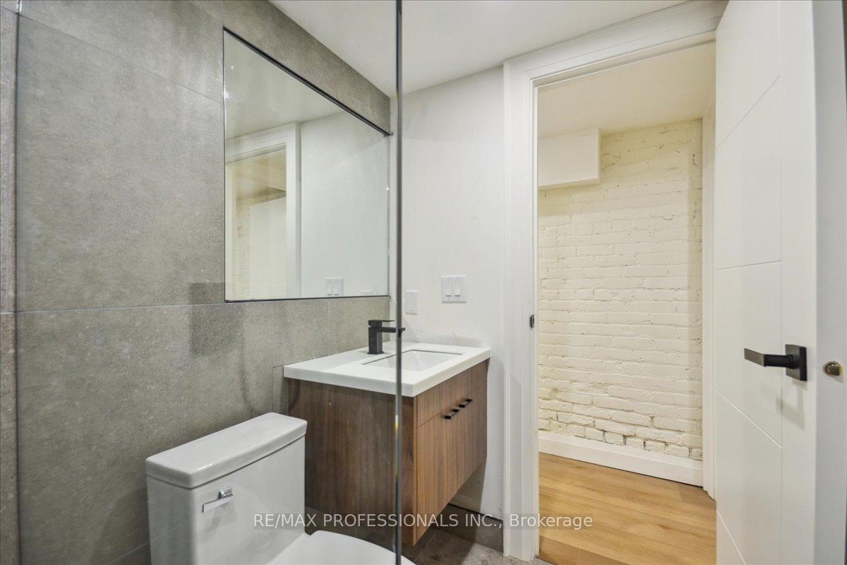 Photo 17 of Unit Lower, 134 Argyle Street, Toronto, Trinity-Bellwoods — HOMEH