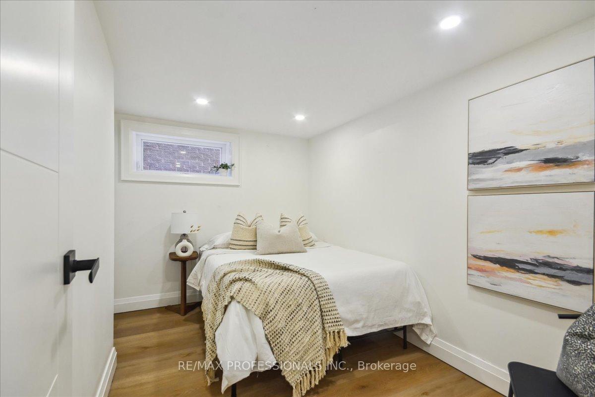 Photo 19 of Unit Lower, 134 Argyle Street, Toronto, Trinity-Bellwoods — HOMEH
