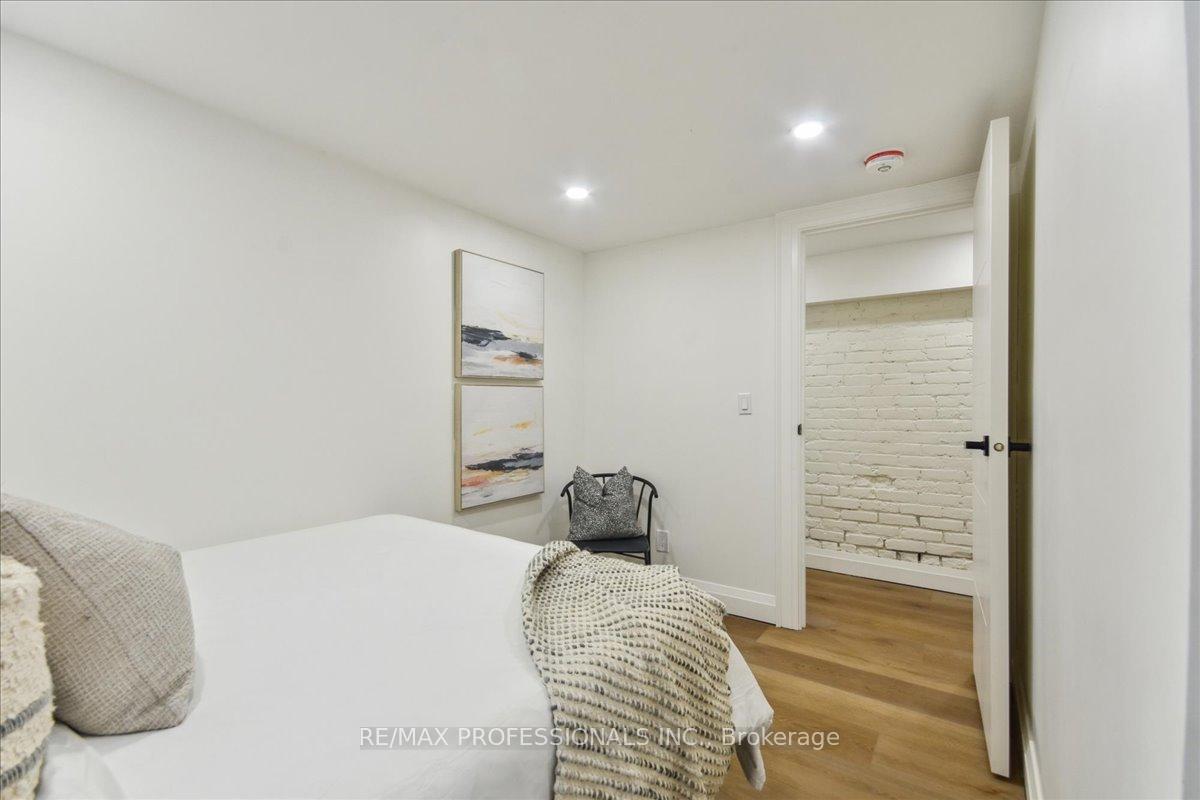 Photo 21 of Unit Lower, 134 Argyle Street, Toronto, Trinity-Bellwoods — HOMEH