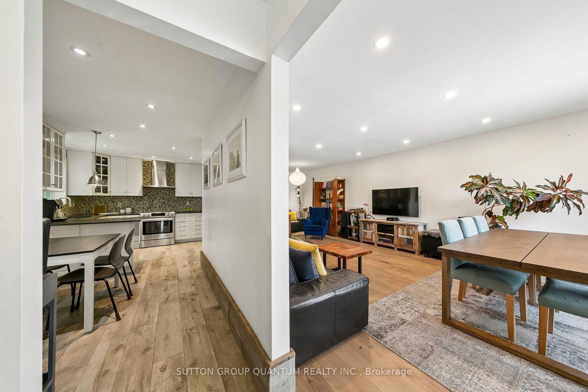 Photo 8 of 2621 Windjammer Road, Mississauga, Erin Mills — HOMEH