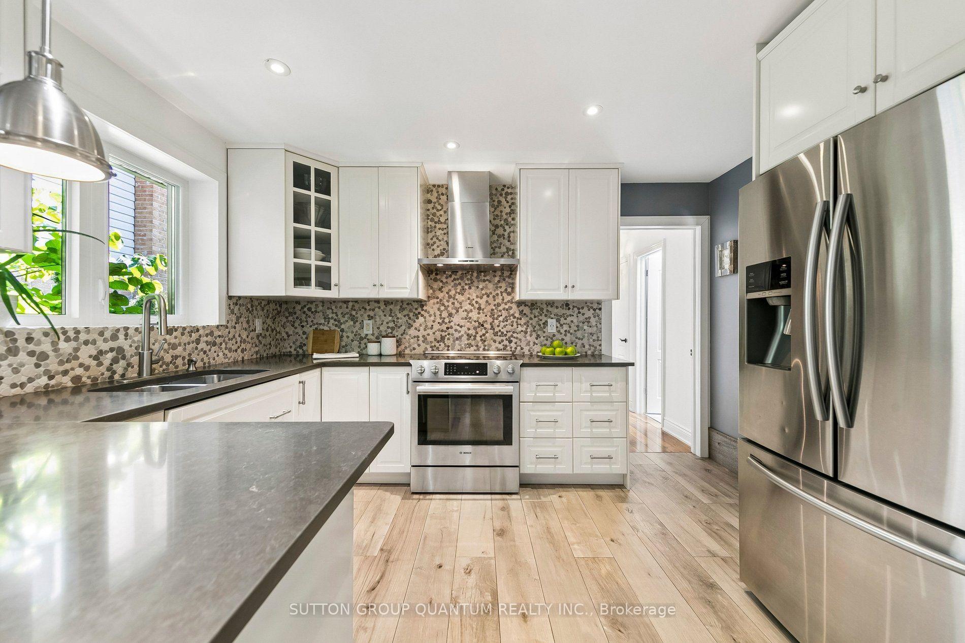 Photo 24 of 2621 Windjammer Road, Mississauga, Erin Mills — HOMEH