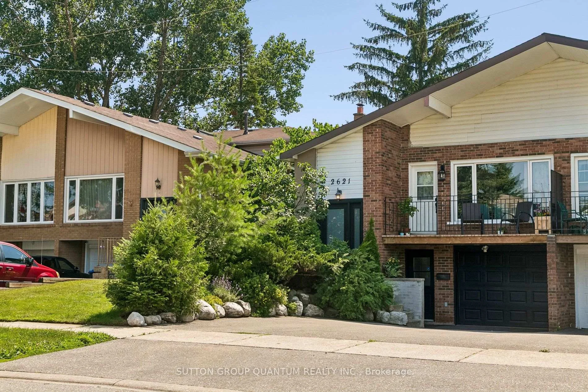 Photo 2 of 2621 Windjammer Road, Mississauga, Erin Mills — HOMEH