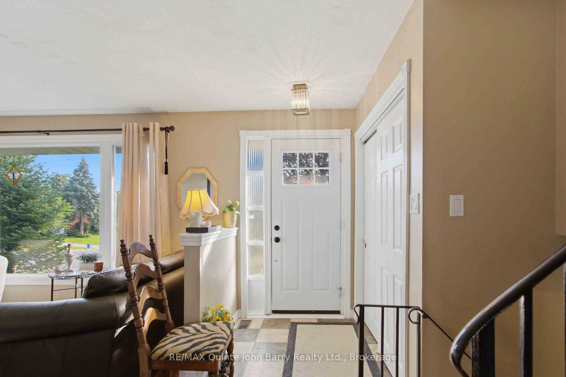 Photo 4 of 1 Parkside Drive, Quinte West, Trenton Ward — HOMEH