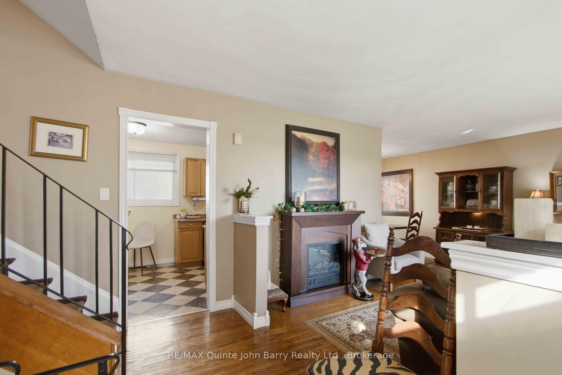 Photo 5 of 1 Parkside Drive, Quinte West, Trenton Ward — HOMEH