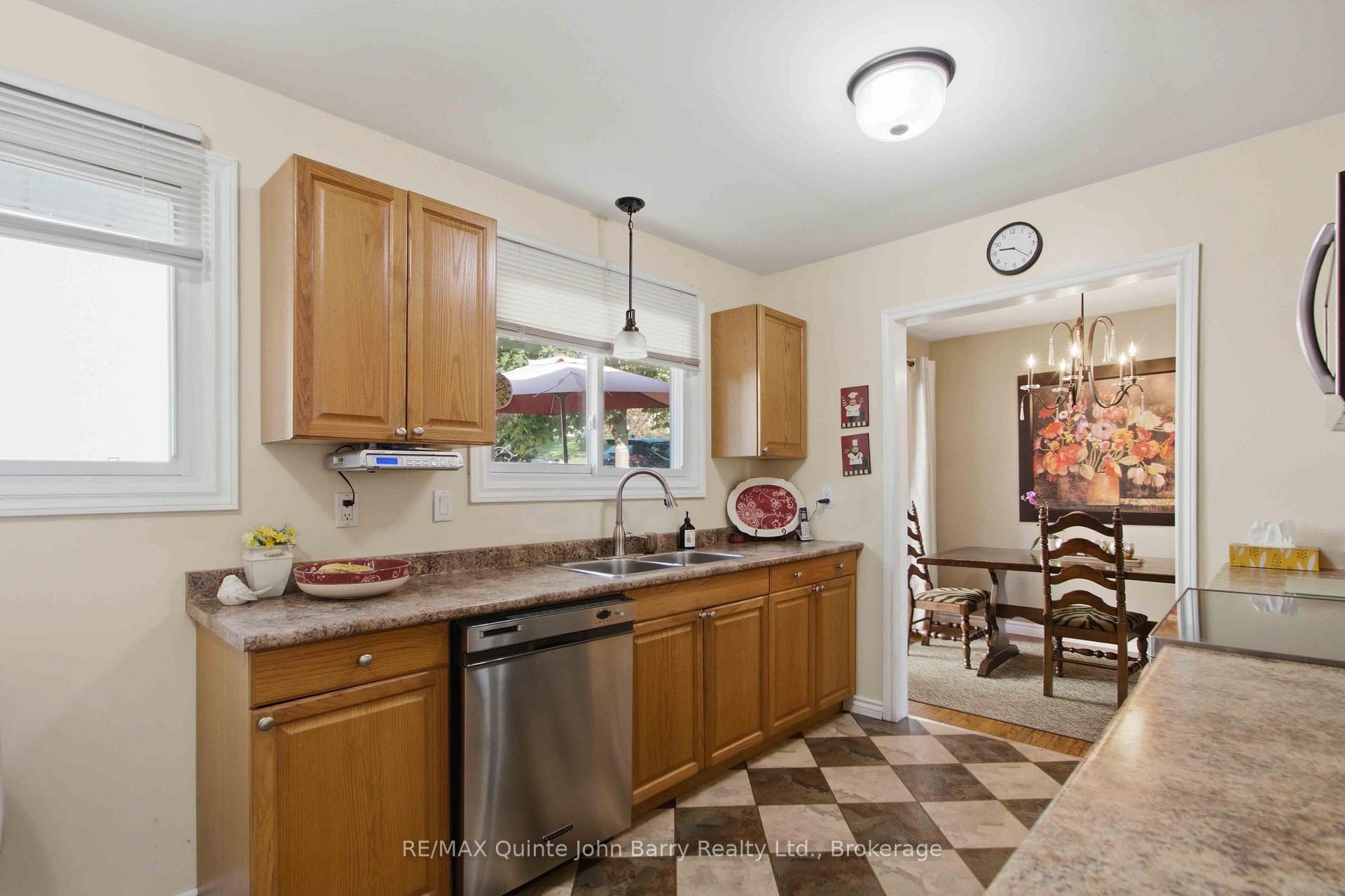 Photo 14 of 1 Parkside Drive, Quinte West, Trenton Ward — HOMEH