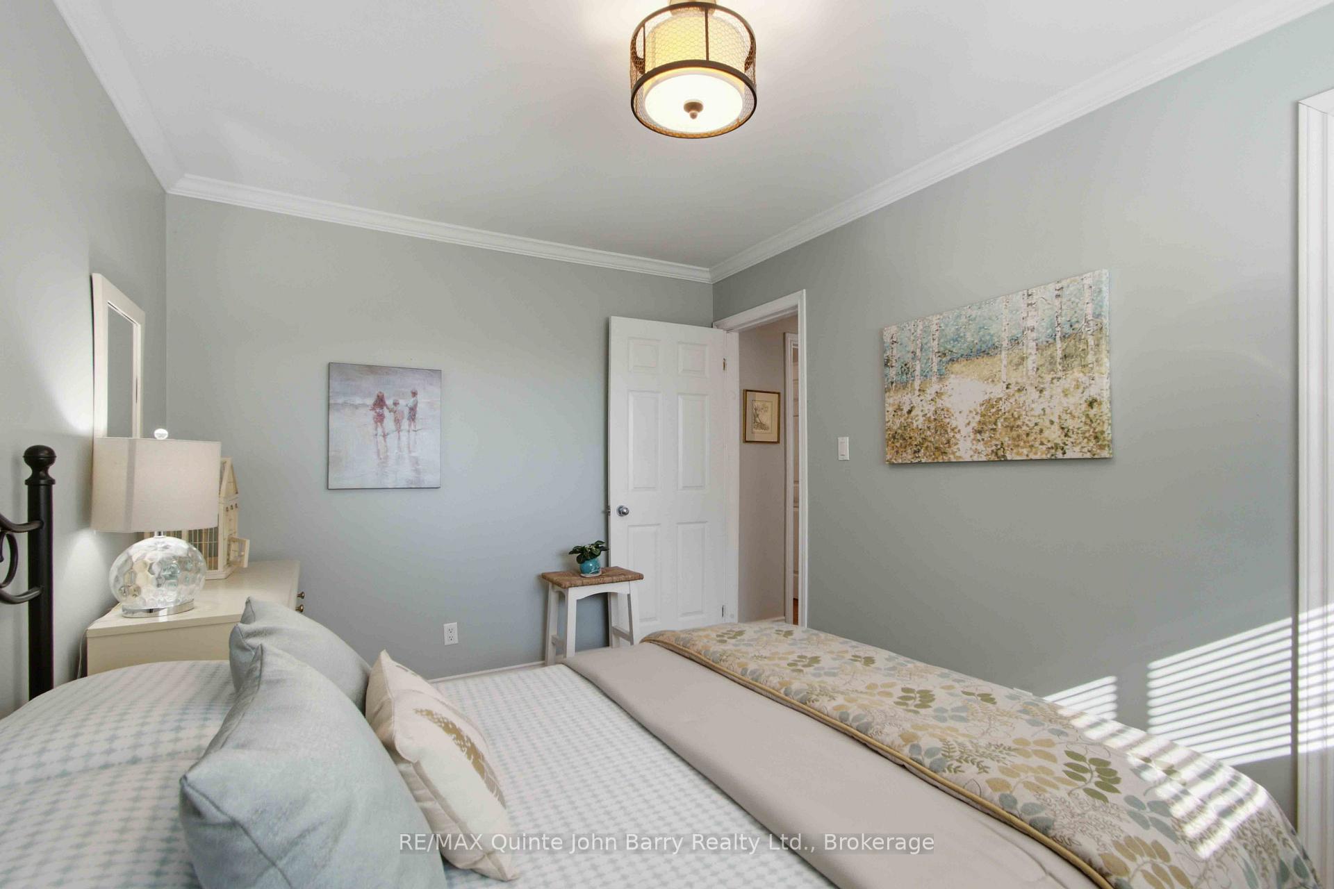 Photo 19 of 1 Parkside Drive, Quinte West, Trenton Ward — HOMEH