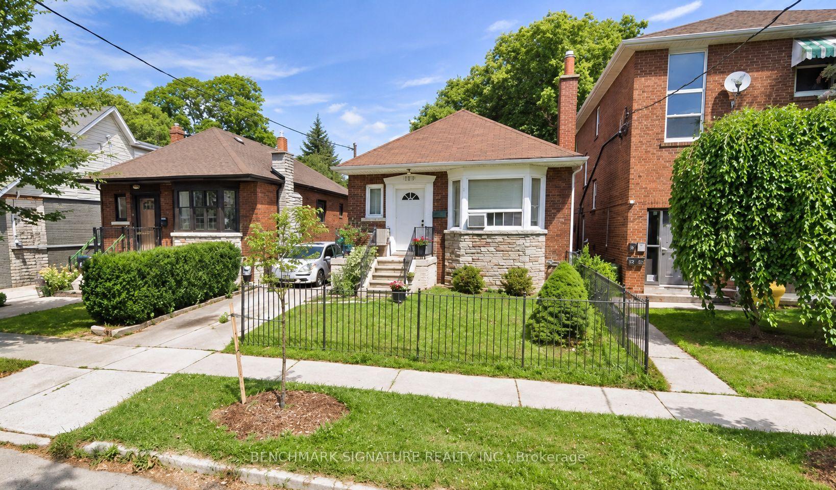 Photo 1 of Unit Basement, 238 Torrens Avenue, Toronto, East York — HOMEH