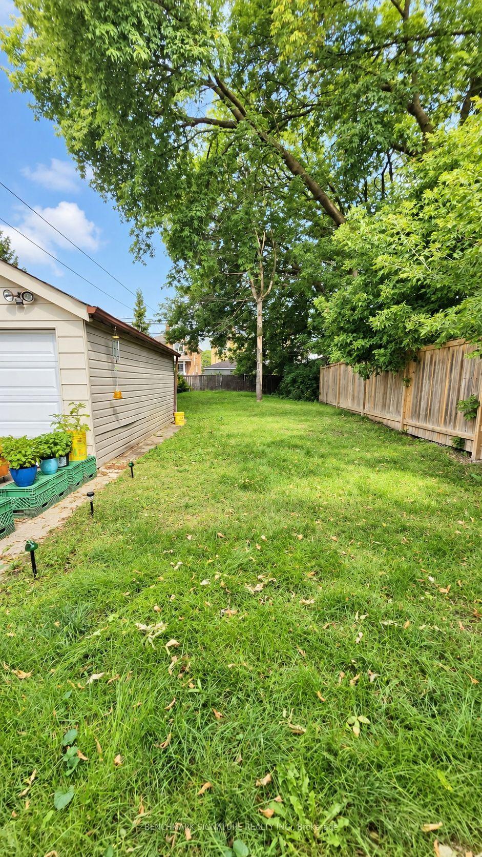 Photo 4 of Unit Basement, 238 Torrens Avenue, Toronto, East York — HOMEH