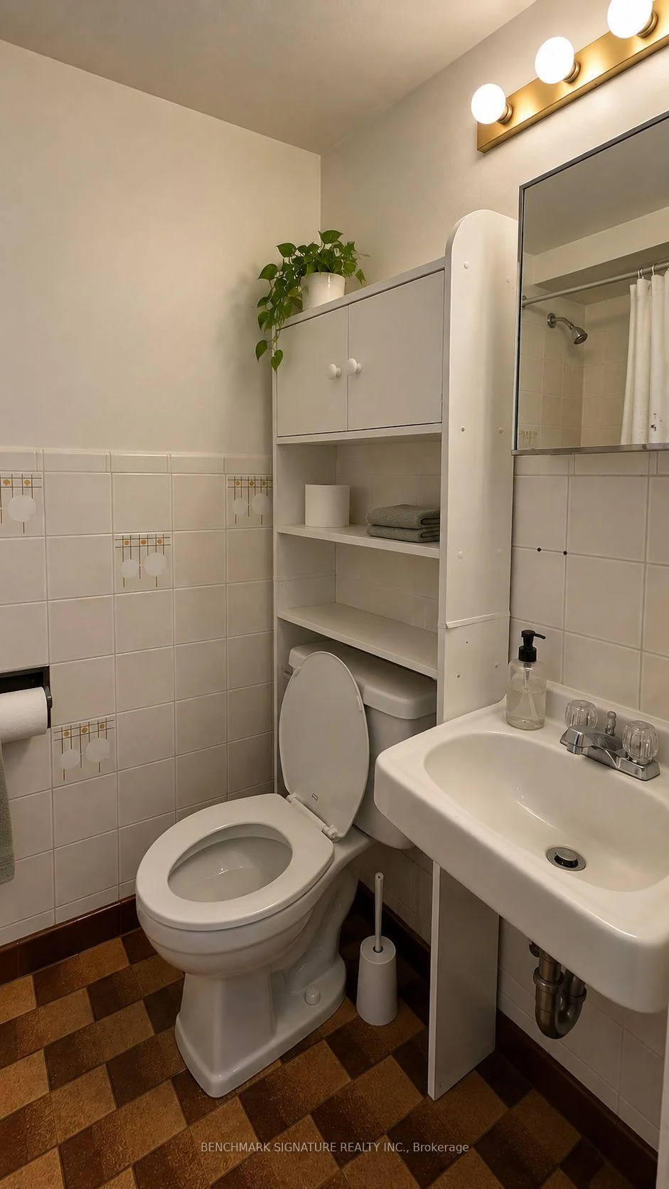 Photo 18 of Unit Basement, 238 Torrens Avenue, Toronto, East York — HOMEH