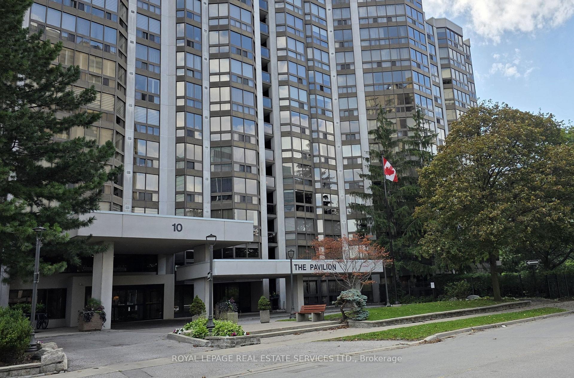 Front of Unit 301, 10 Kenneth Avenue