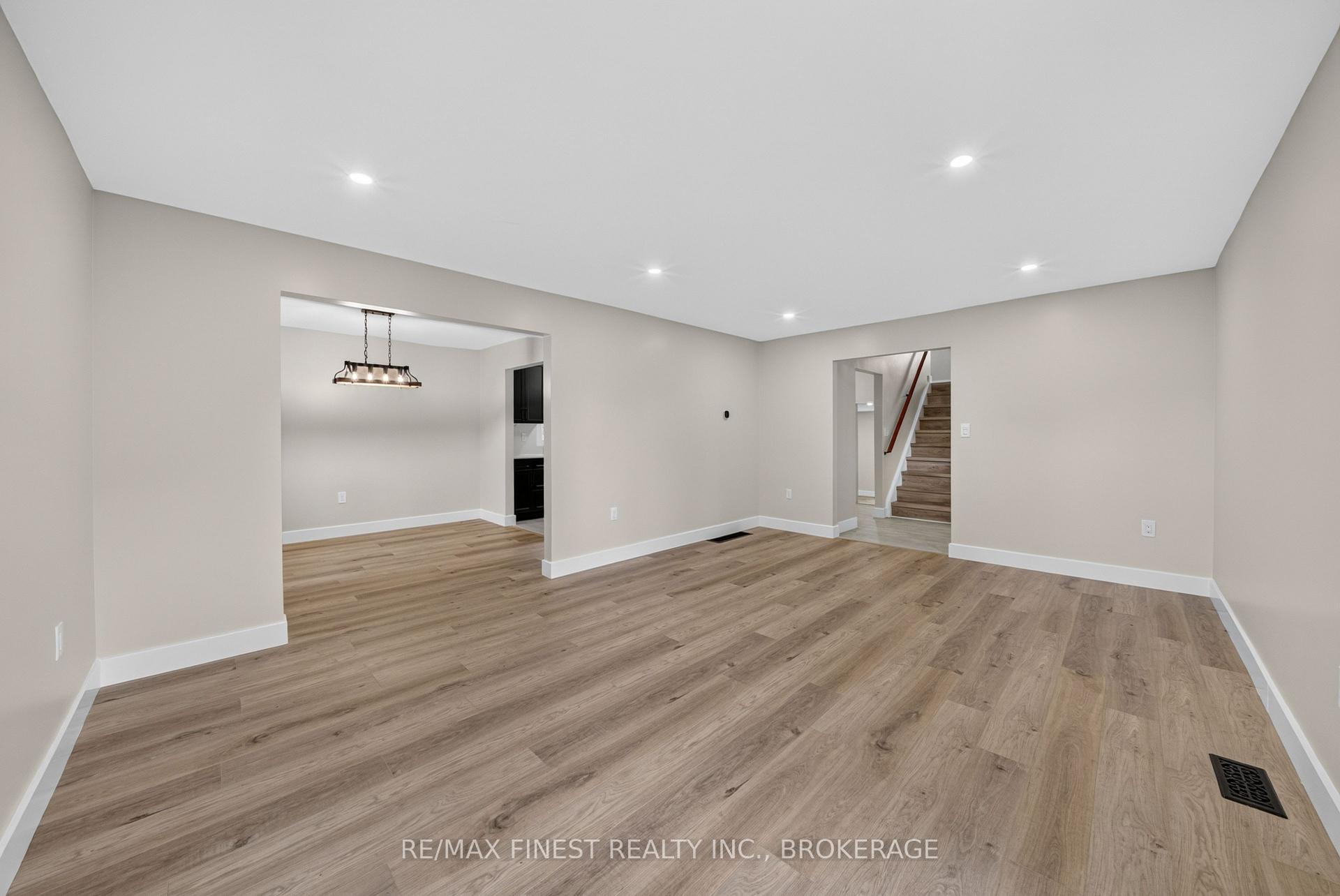 Photo 8 of 530 Roosevelt Drive, Kingston, City SouthWest — HOMEH