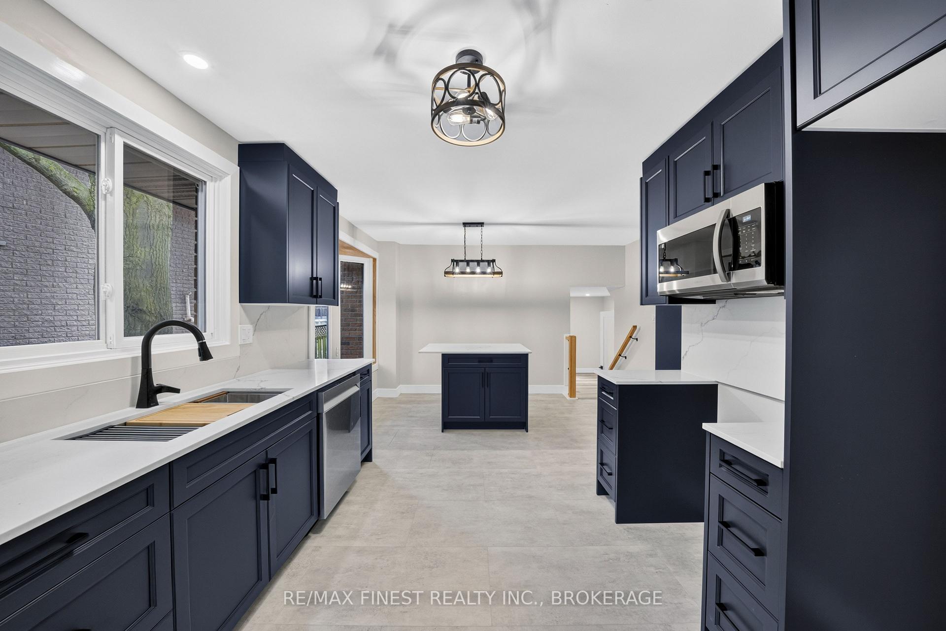 Photo 11 of 530 Roosevelt Drive, Kingston, City SouthWest — HOMEH