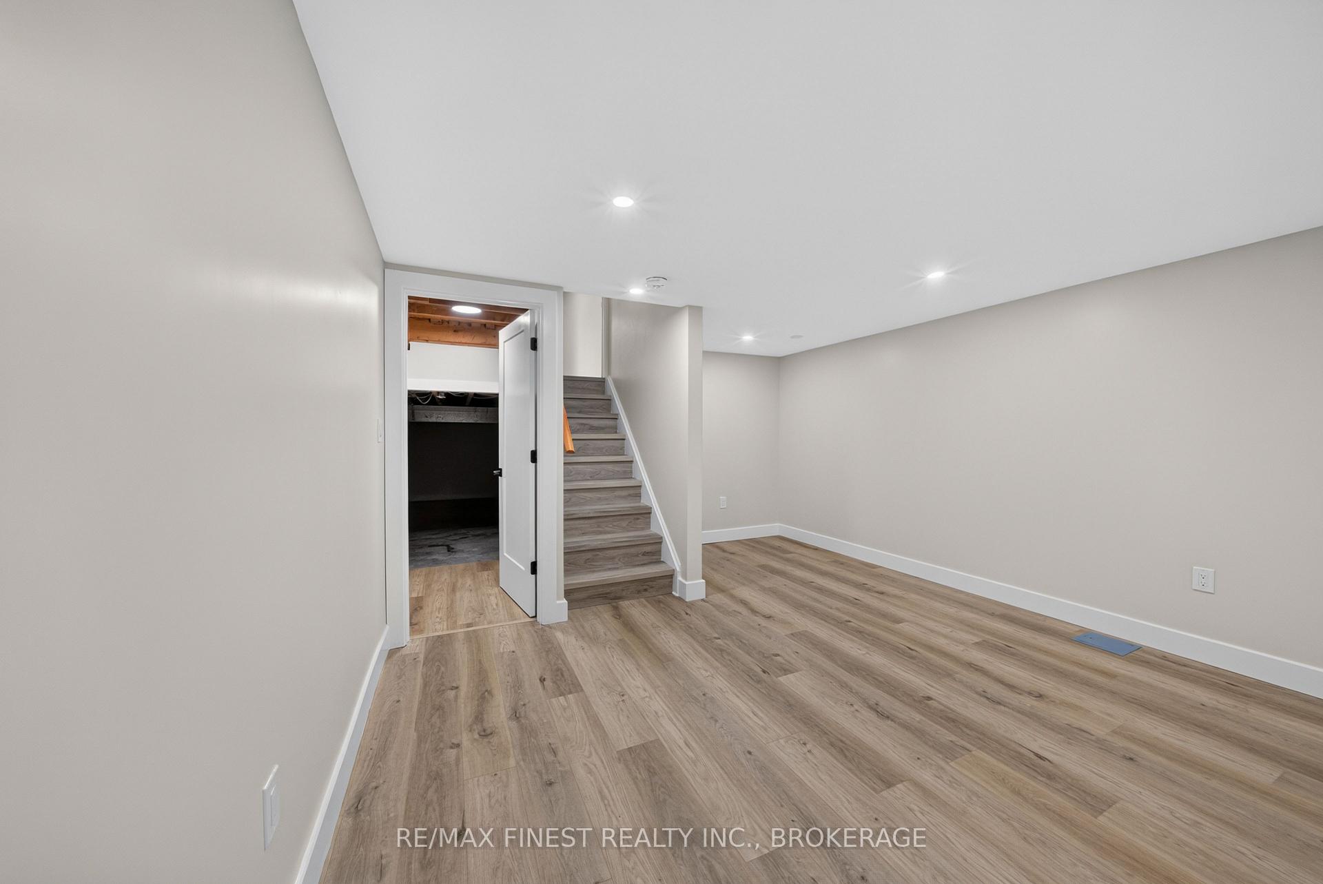 Photo 24 of 530 Roosevelt Drive, Kingston, City SouthWest — HOMEH