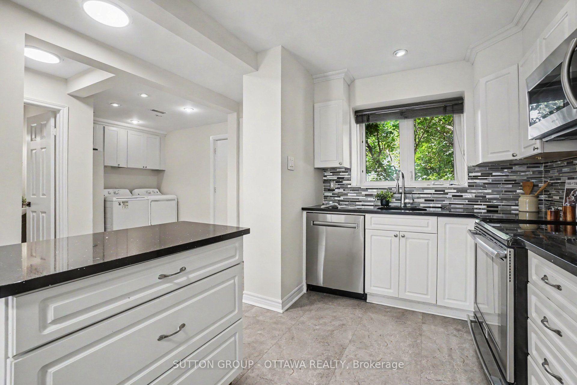 Photo 11 of 1833 Brousseau Crescent, Ottawa, Chateauneuf — HOMEH