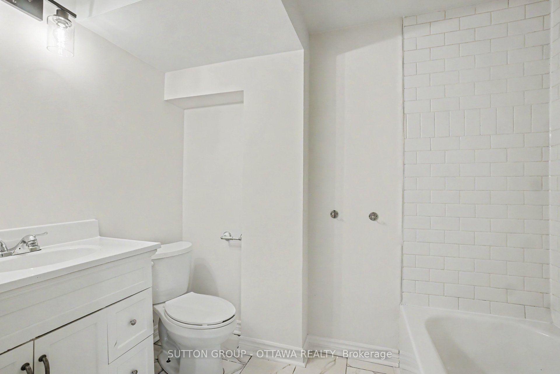 Photo 21 of 1833 Brousseau Crescent, Ottawa, Chateauneuf — HOMEH