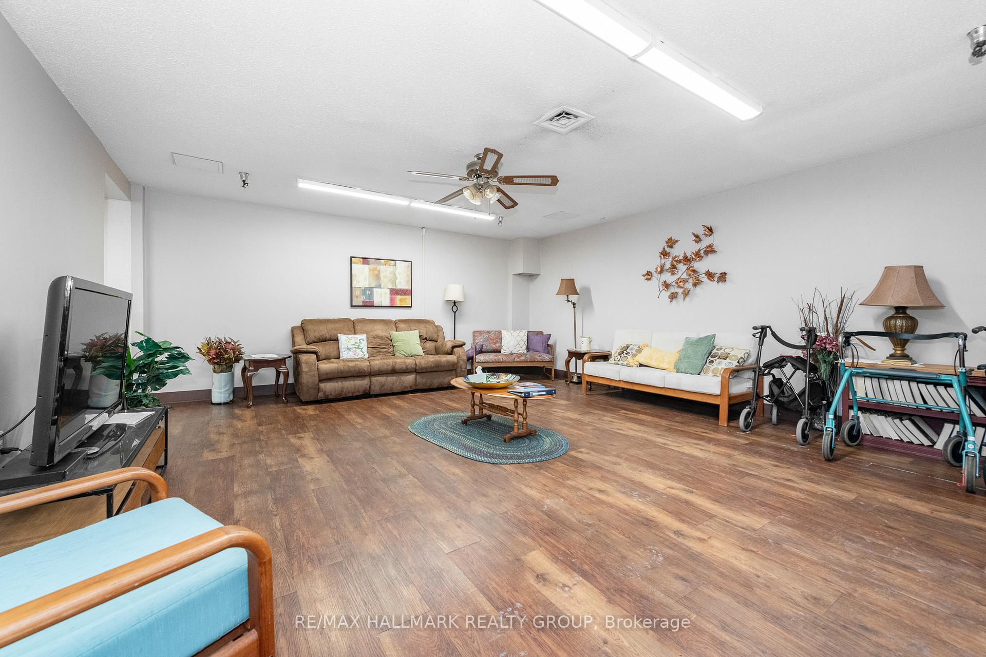 Photo 35 of Unit #214, 1505 Baseline Road, Ottawa, Copeland Park — HOMEH