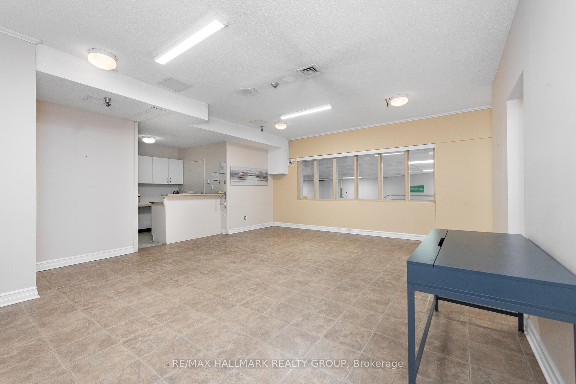Photo 38 of Unit #214, 1505 Baseline Road, Ottawa, Copeland Park — HOMEH
