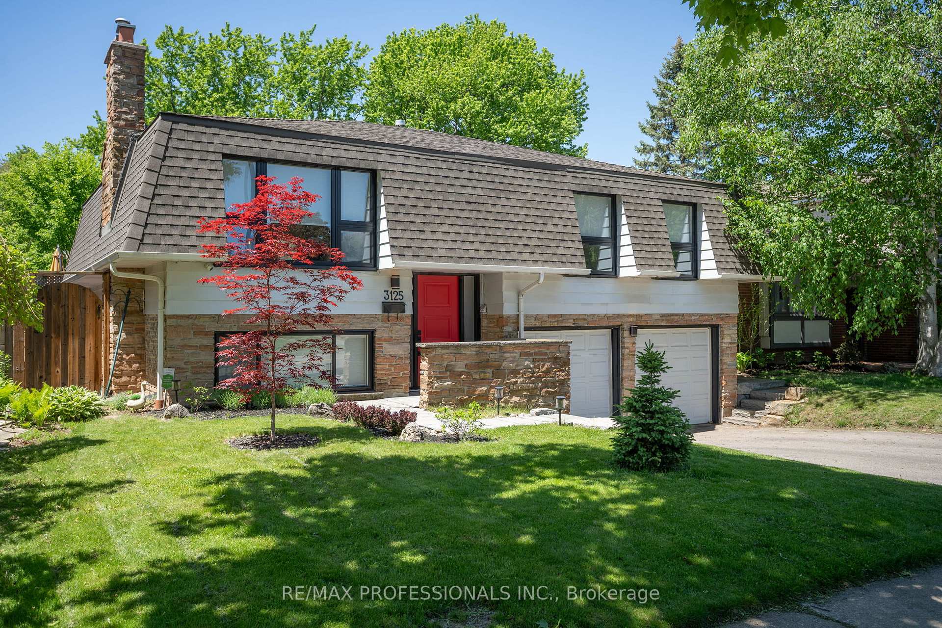 Photo of 3125 Riverview Street