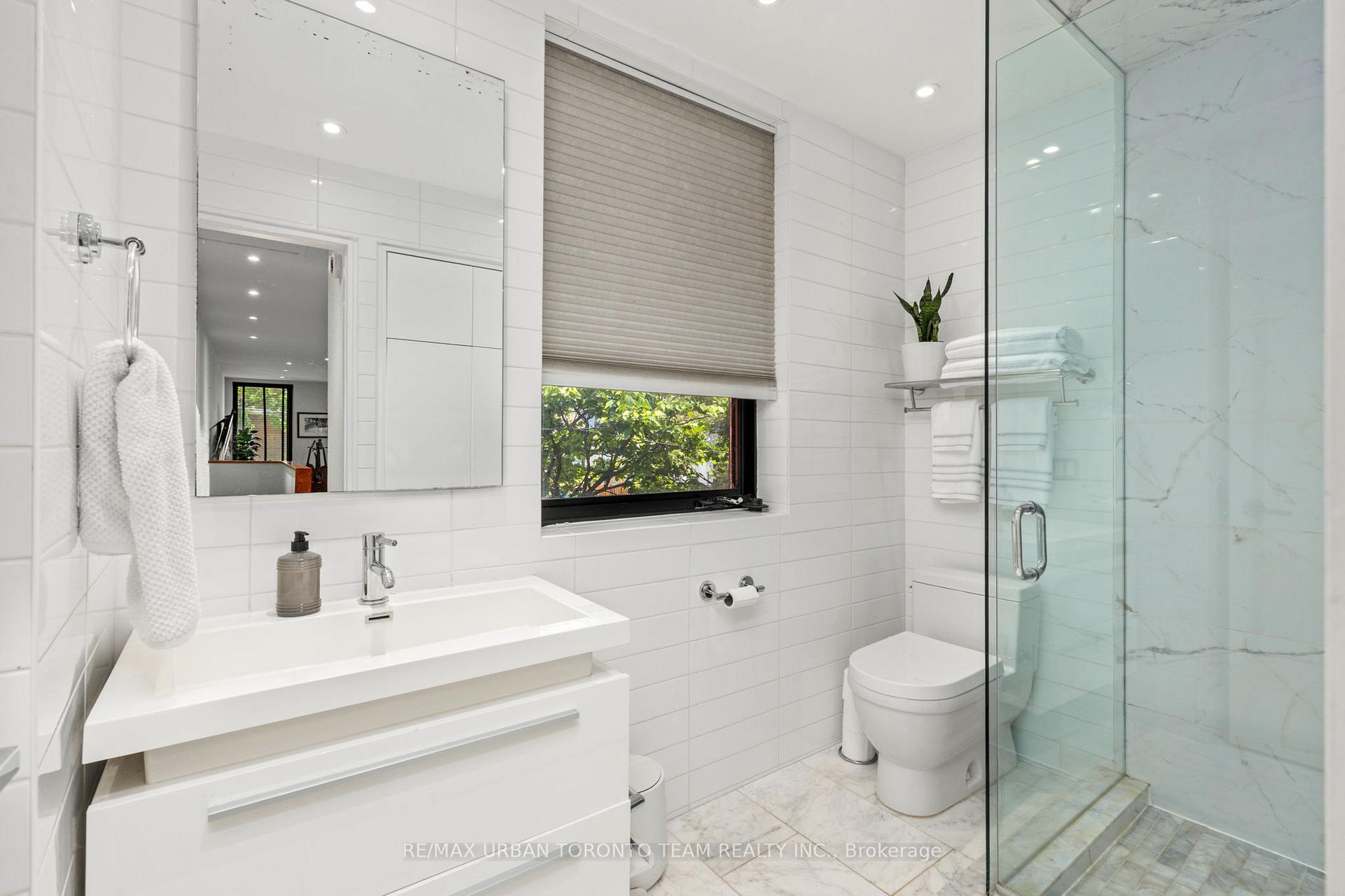 Photo 15 of 119 Trinity Street, Toronto, Moss Park — HOMEH