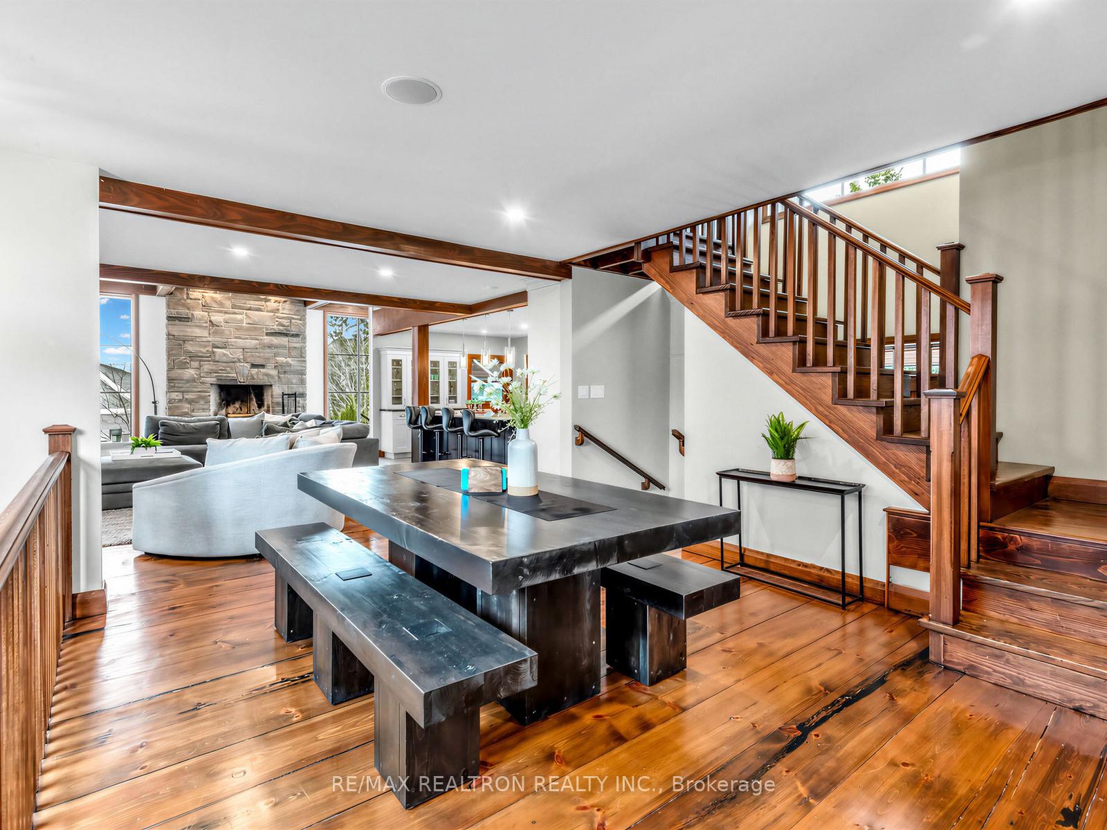 Photo 7 of 49 Gray Lane, Barrie, South Shore — HOMEH
