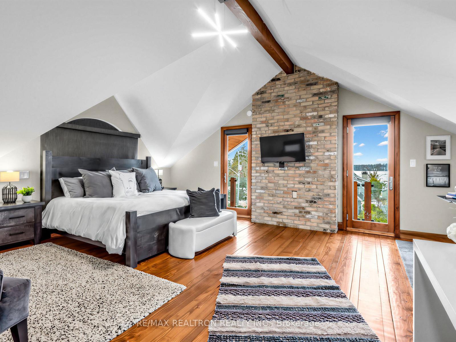 Photo 25 of 49 Gray Lane, Barrie, South Shore — HOMEH