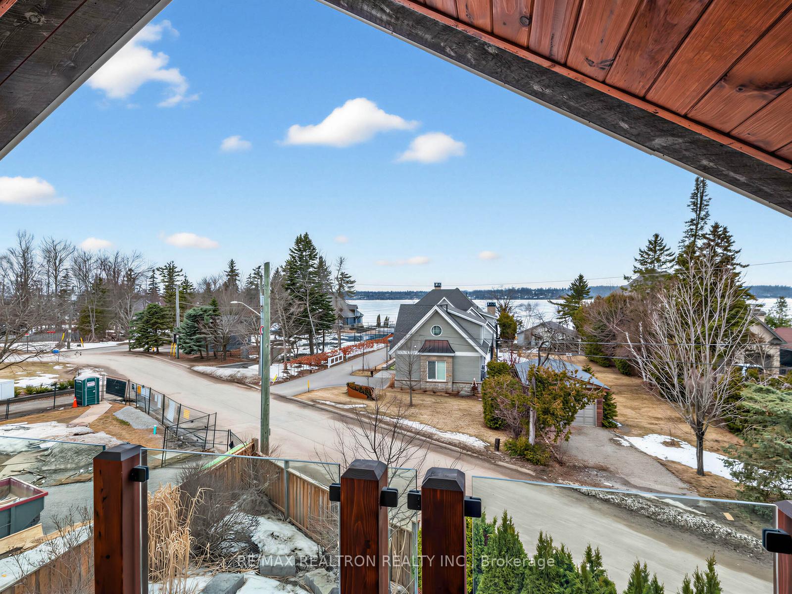 Photo 28 of 49 Gray Lane, Barrie, South Shore — HOMEH