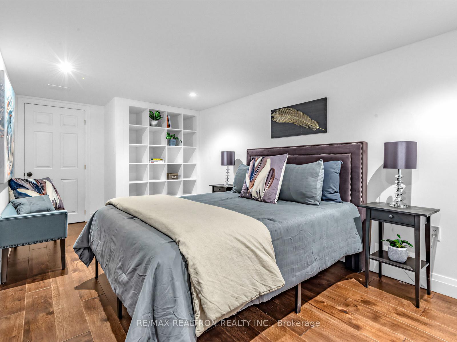 Photo 46 of 49 Gray Lane, Barrie, South Shore — HOMEH