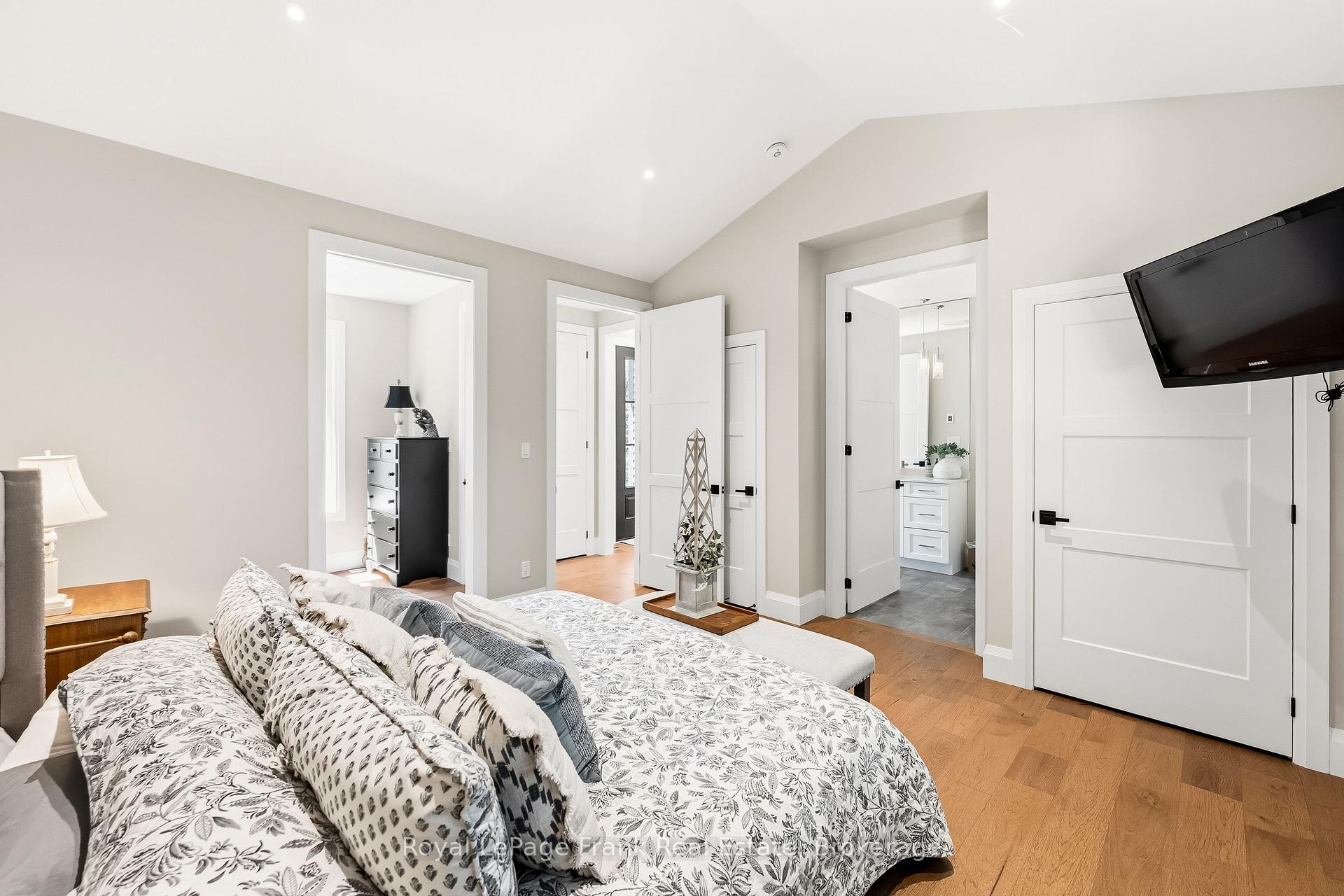 Photo 27 of 182 River Street, Scugog, Rural Scugog — HOMEH