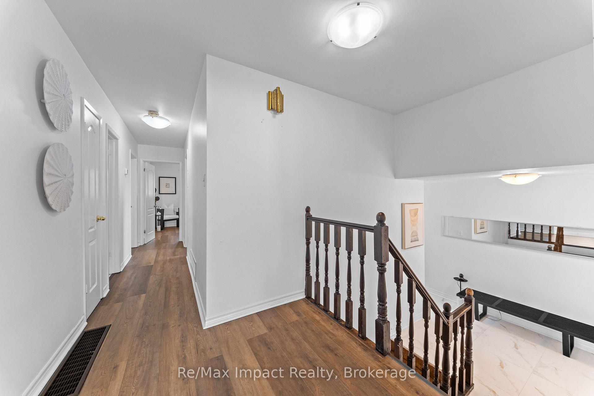 Photo 10 of 3874 Brandon Gate Drive, Mississauga, Malton — HOMEH