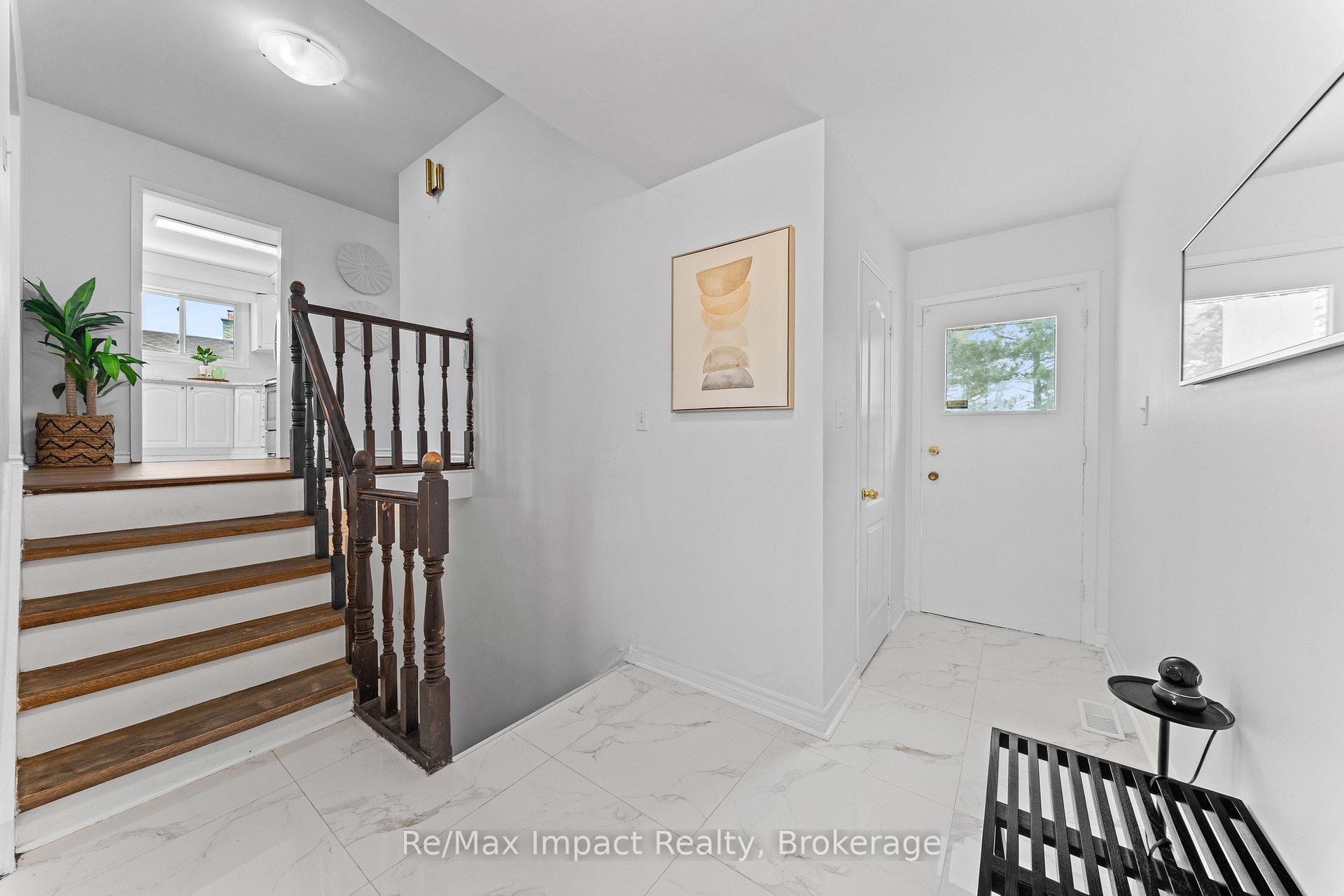Photo 15 of 3874 Brandon Gate Drive, Mississauga, Malton — HOMEH