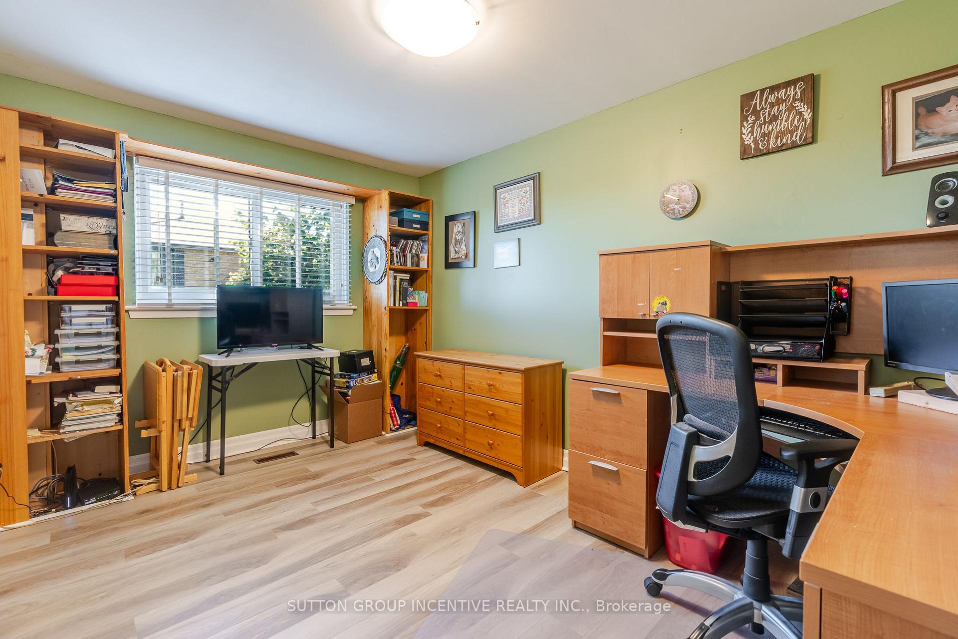 Photo 25 of 39 Carol Road, Barrie, Allandale Heights — HOMEH