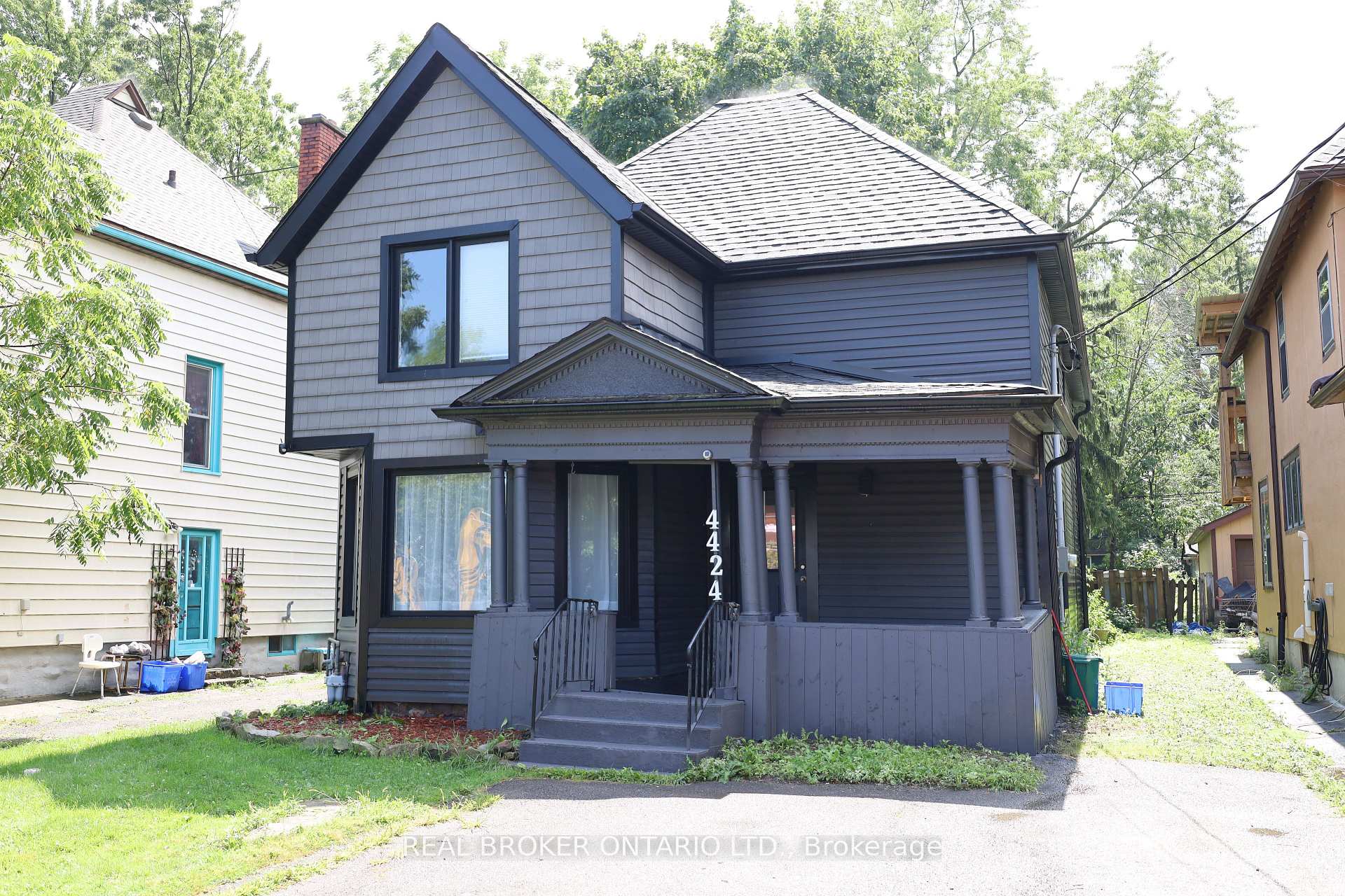 Photo 11 of 4424 Ellis Street, Niagara Falls, Downtown — HOMEH