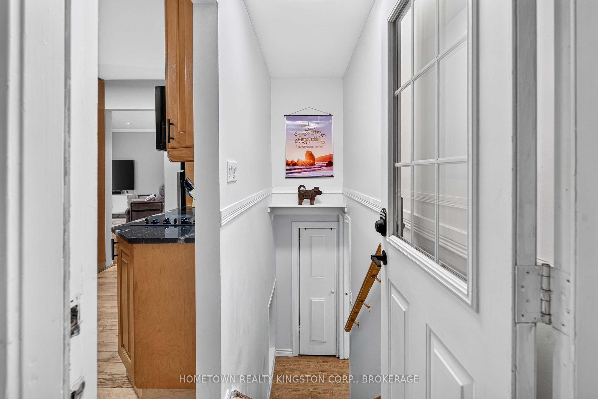 Photo 3 of 60 Guthrie Drive, Kingston, Rideau — HOMEH