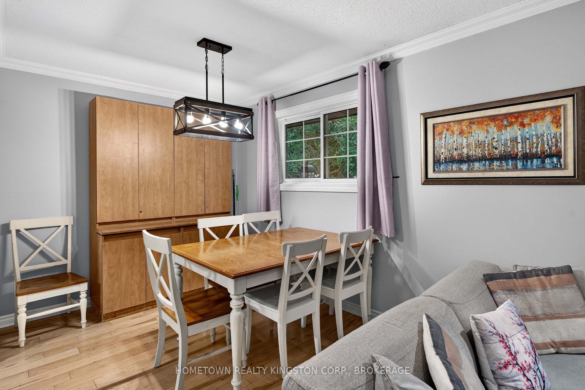 Photo 8 of 60 Guthrie Drive, Kingston, Rideau — HOMEH