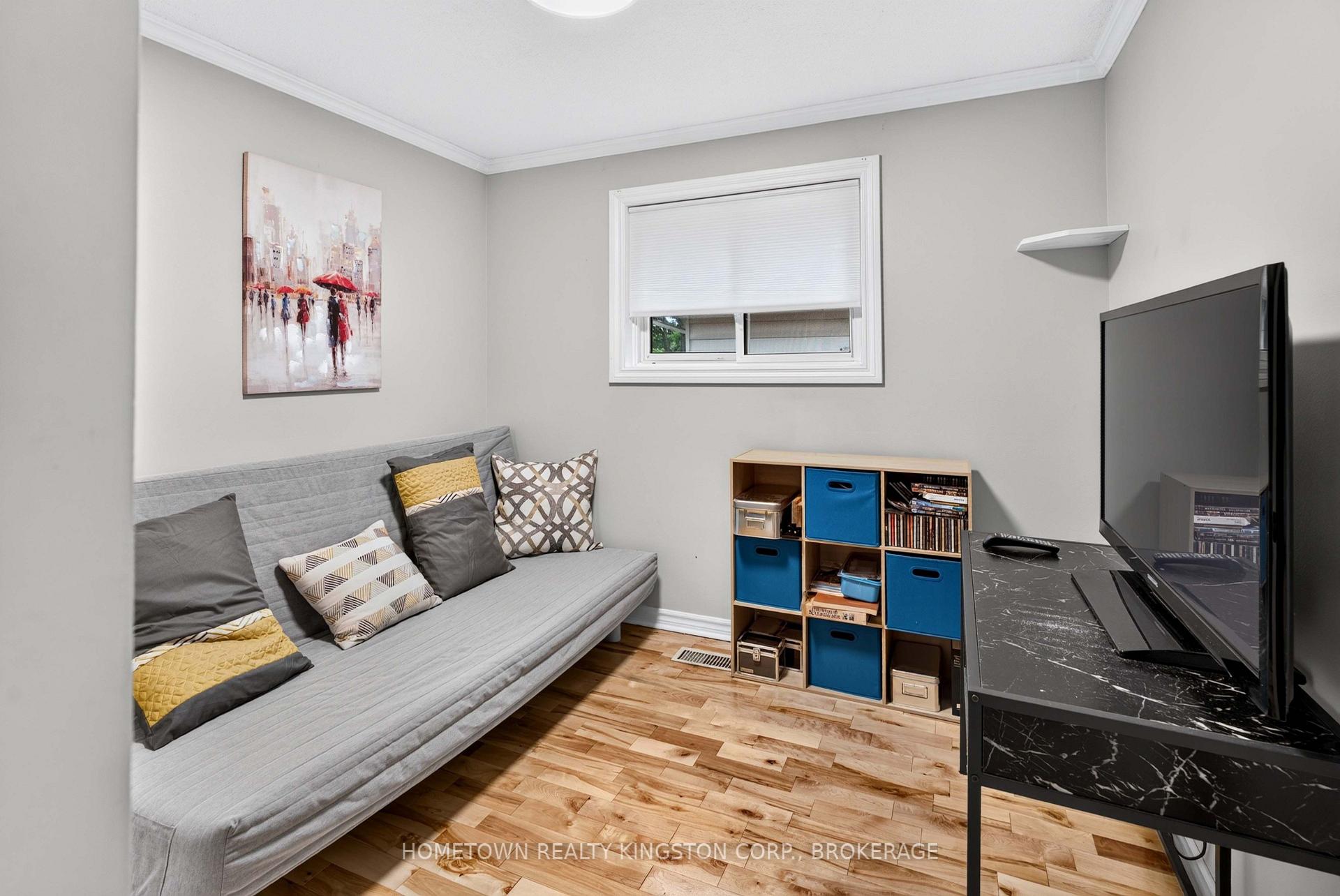 Photo 15 of 60 Guthrie Drive, Kingston, Rideau — HOMEH
