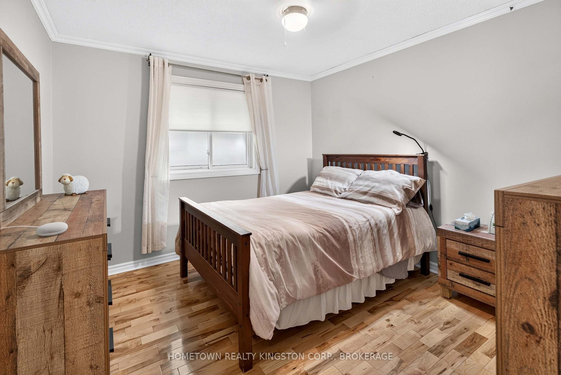 Photo 16 of 60 Guthrie Drive, Kingston, Rideau — HOMEH