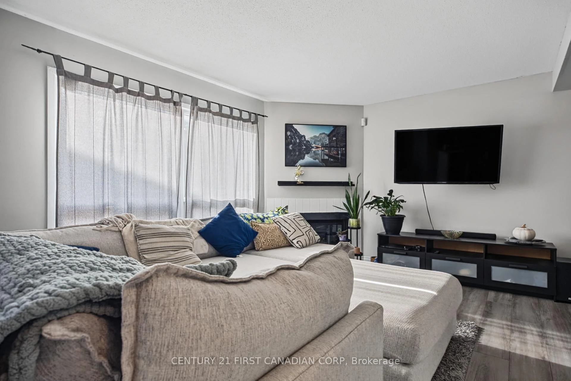 Photo 20 of Unit 63, 595 Third Street, London, East H — HOMEH